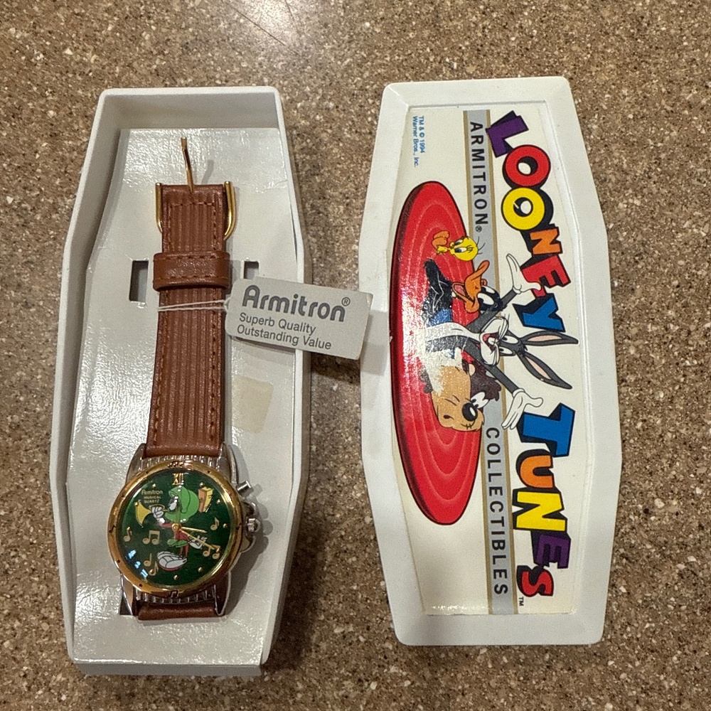 Marvin The Martian  Retro Watch from 1997 by Armitron